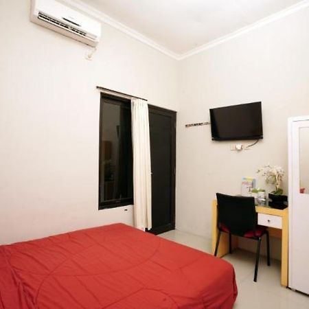Dparagon Pamela 3 Vandrarhem Yogyakarta Exteriör bild